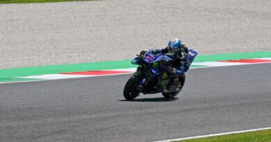 Átalakul a Yamaha gyári csapata